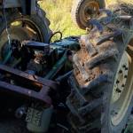 Update: Tragedie în Argeș! Un bărbat a murit prins sub un tractor 20 tractor răsturnat bărbat mort izvoru