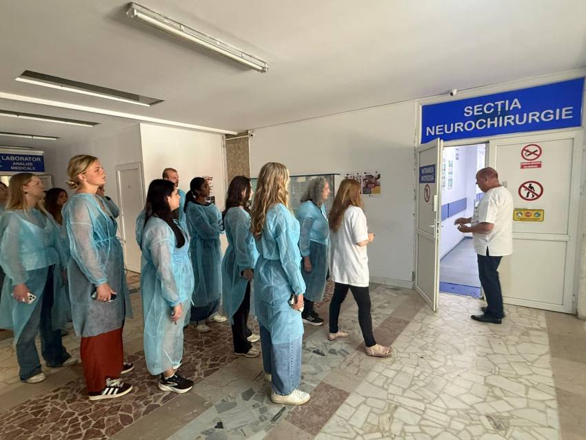 Schimb de experieță la SJU Pitești! Studenți din SUA și Spania