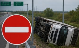 trafic restricționat tir răsturnat DEX 12 Pitești-Craiova