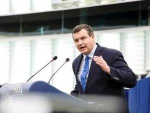 d17a0b75 19f9 41cc b0a3 c7de06417ac2 - Așteptarea ia sfârșit? Numele lui Eugen Tomac, vehiculat pentru funcția de premier