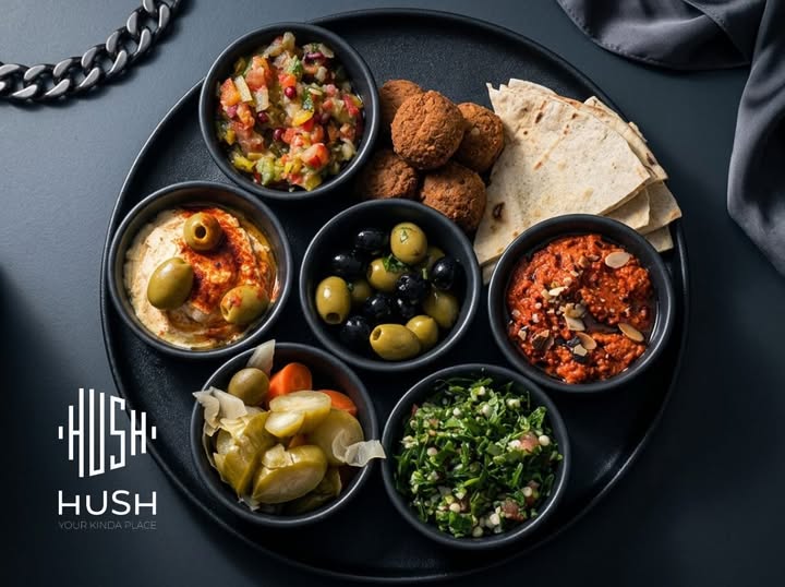 Grand mezze la Hush Pitesti