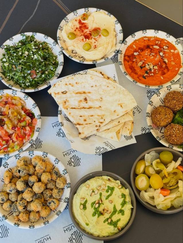 Grand mezze la Hush Pitesti