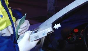 etilotestpolitia - Pericol pe străzile din Pitești: șofer prins băut la volan, aproape de miezul nopții