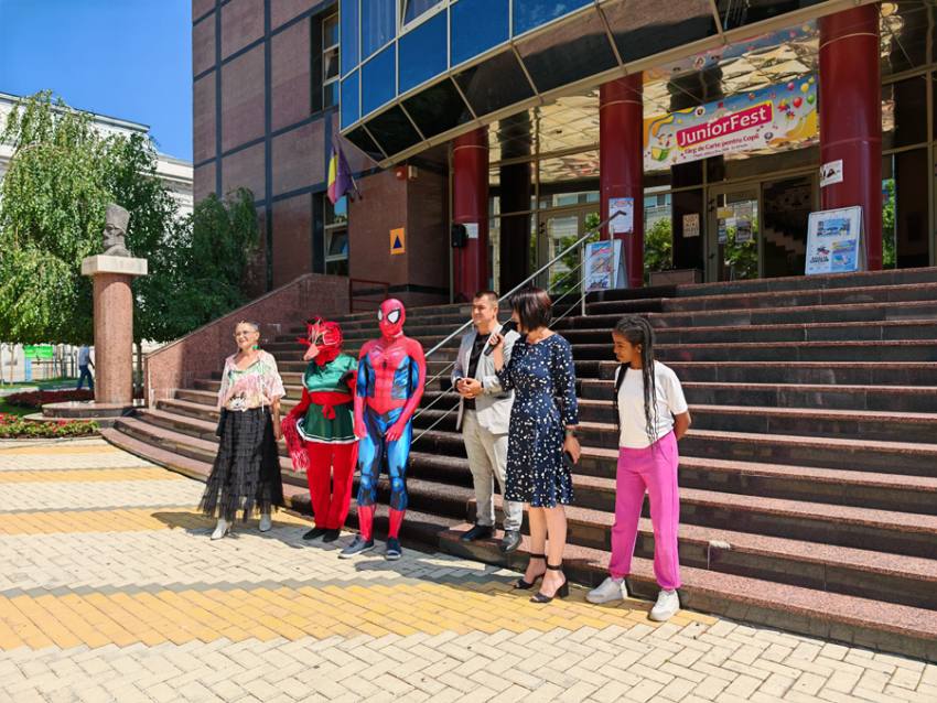 Universul cărților prinde viață la Pitești. JuniorFest 2026 aduce patru zile de distracție și educație pentru cei mici 3 Sursă foto: CJ Argeș.