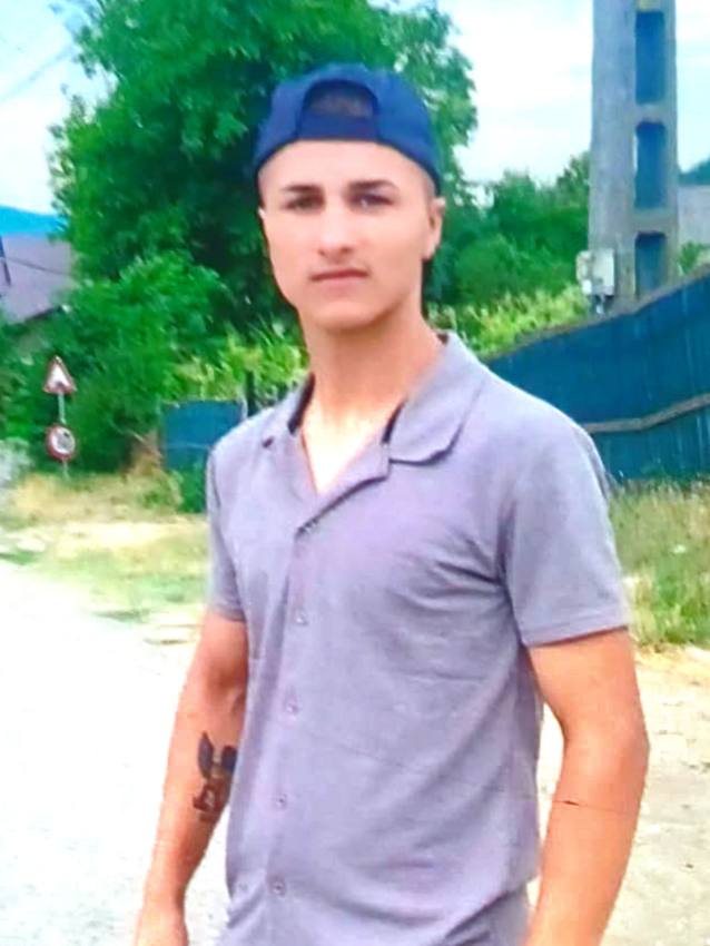 Tânăr de 18 din Mihăești căutat de familie și polițiști. L-ați văzut? 1 tanar arges cautat