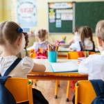 Când se afișează listele finale pentru clasa pregătitoare? Anunț important pentru părinți 10 clasa pregătitoare elevi bancă