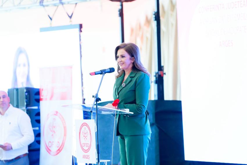 Deputata Simona Bucura-Oprescu, reconfirmată în funcția de președintă OFSD Argeș 8 726860326 1033699199229981 8231216561090756058 n - Deputata Simona Bucura-Oprescu, reconfirmată în funcția de președintă OFSD Argeș