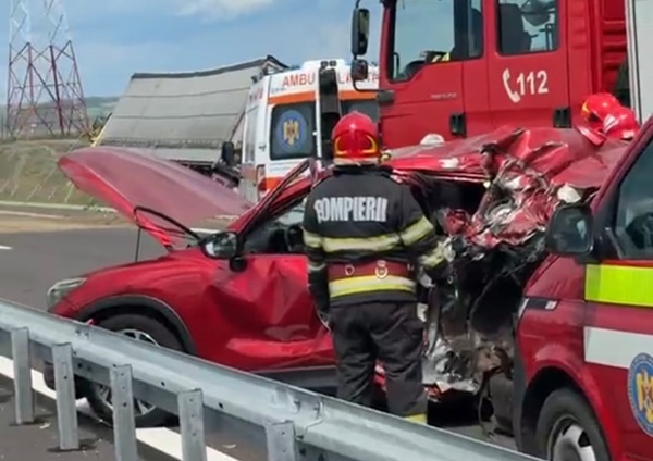 Accident grav pe DEX 12! Trafic oprit pe sensul de mers spre Pitești
