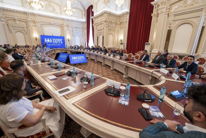 Mihai Coteț: „În loc să critice, aleg să construiască”. Controale stomatologice gratuite pe 27 iunie, la Pitești 2 Sursă foto: FB Mihai Cotet