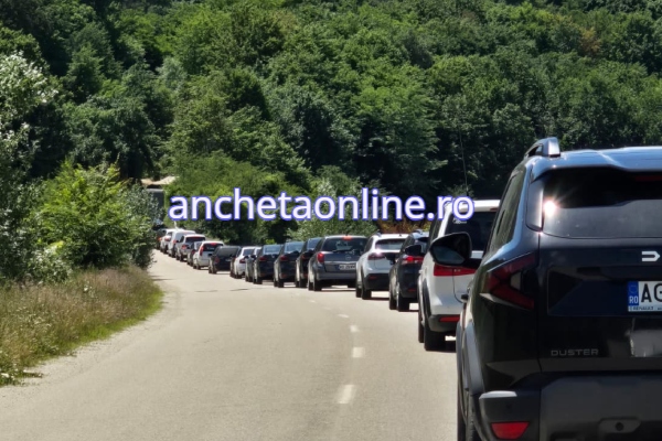 trafic blocat Faget Stefanesti - Ce conține coletul care a blocat Mărăcineniul? Am aflat!