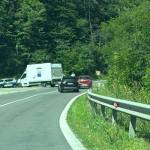 Alertă pe DN 7! O cisternă încărcată cu combustibil s-a răsturnat, trafic blocat 12 poliție DN 7 Cotmeana cisterna răsturnata