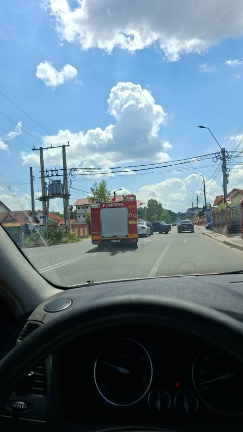Accident cu victimă în Pitești. Două mașini implicate 1 accident masini Pitesti