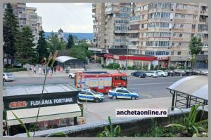 Bărbat lovit în cap cu o sticlă! Conflict în centrul Piteștiului 1 conflict centru Pitești