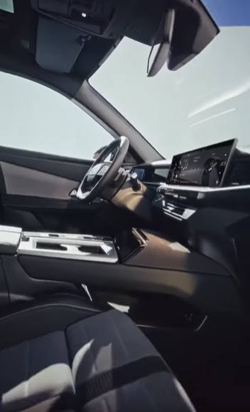Opel Grandland la Eurial Pitesti