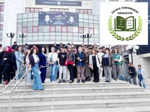01 Liceul Tehnologic Topoloveni - LICEUL TEHNOLOGIC TOPOLOVENI: Comerț, Gastronomie și Mecanică – calificări cerute pe piața muncii
