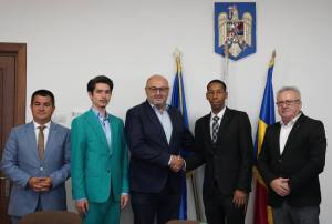 Vizită diplomatică în Argeș: ce au discutat autoritățile județene cu Ambasadorul Cubei 1 Sursă foto: CJ Arges