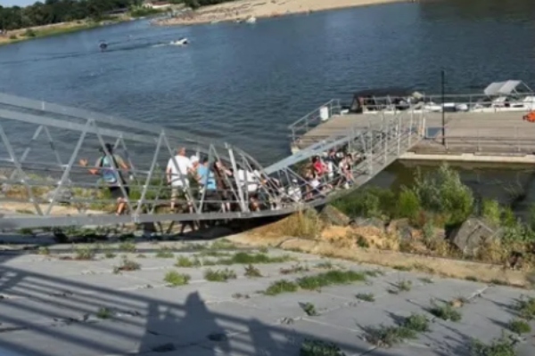 pasarela Portul Turistic Călărași