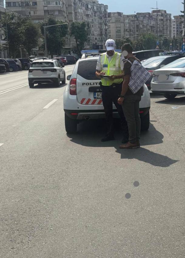 Pietoni amendați de polițiștii locali piteșteni 2 Pietoni amendați