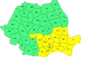 Argeșul se află sub avertizare de vreme rea. Nu scapă nici de caniculă 4 cod galben anm