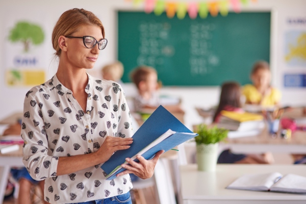 profesoară elevi clasă definitivat profesoară elevi clasă