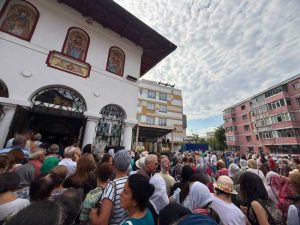 Sf Pantelimon sarbatorit la SJU Pitești 2