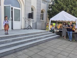 760147098 1523696449800981 6089863047911042509 n - Târgul Meșterilor Populari continuă la Curtea de Argeș