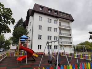 Procesul de repartizare a locuințelor din Căminul C continuă la Mioveni 1 camin C Mioveni