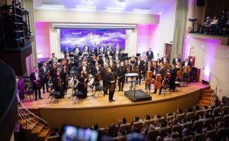 Sursă foto: FB Filarmonica Pitesti