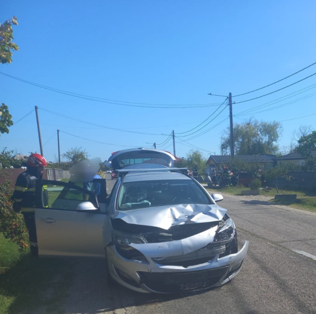 Update: Accident la Poiana Lacului! Victima, transportată la spital 1 accident poiana lacului 2
