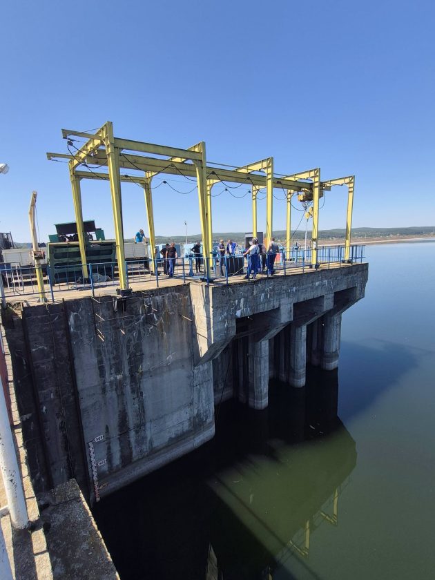 scafandrii in Lacul Budeasa