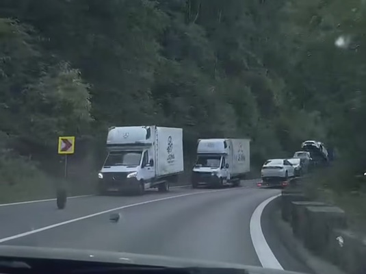roată desprinsă de la platformă