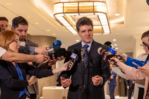 Nicușor Dan Nicușor Dan