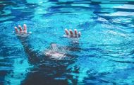 piscină