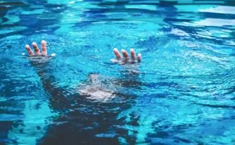 piscină
