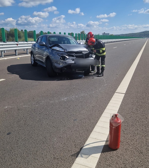 Val de accidente în Argeș! Un bărbat a murit, alte 5 persoane au ajuns la spital 3 accident a1 - Val de accidente în Argeș! Un bărbat a murit, alte 5 persoane au ajuns la spital