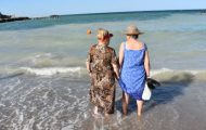 gratuit la mare pensionari femei mare litoral