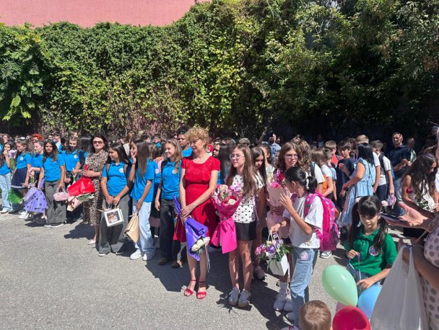 Prima zi de școală la Pitești: mesajul important transmis elevilor, profesorilor și părinților 3 Sursă foto: Prmăria Municipiului Pitești