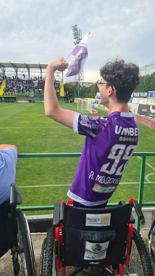 FC Argeș joacă duminică pentru Ștefan. Suporterii se mobilizează pentru recuperarea băiatului 2 FC Argeș