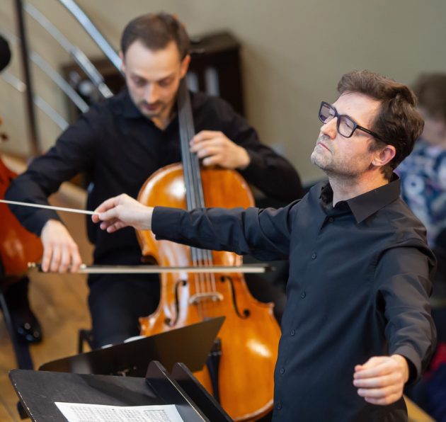 Alexandru Tomescu deschide stagiunea XX a Filarmonicii Pitești. Concert-eveniment pe 17 septembrie 2 Sursă foto: Filarmonica Pitești
