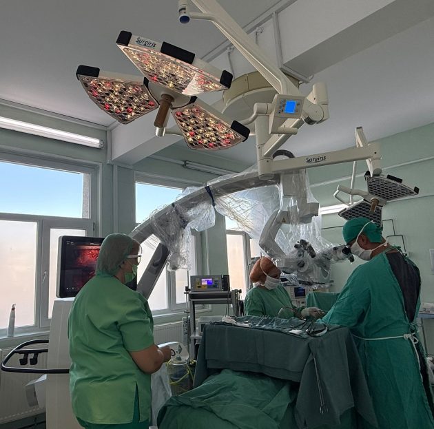 microscop 3D SJU Pitești