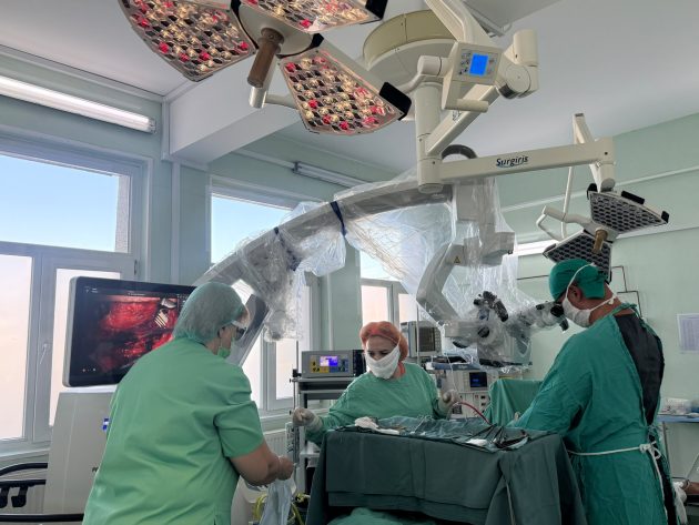 microscop 3D SJU Pitești