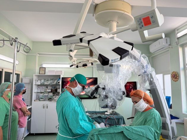 microscop 3D SJU Pitești