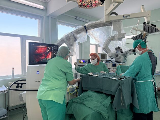 microscop 3D SJU Pitești