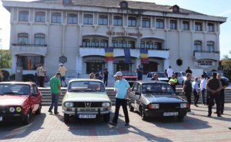 eveniment Dacia la Mioveni