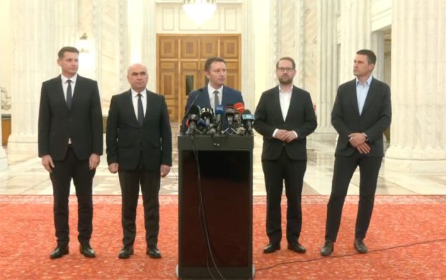 Miniștrii desemnați intră la audieri în Parlament. Siegfried Mureșan a cerut câte 60 de minute pentru fiecare candidat 1 Sursă foto: screenshot FB video Ilie Bolojan Siegfried Mureșan