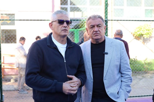 Vești bune pentru elevii din Pitești! Cinci terenuri și o sală de sport, complet modernizate 3 cristian gentea dumitru tudosoiu