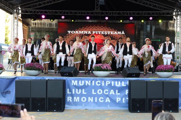 Toamna piteșteană Toamna piteșteană