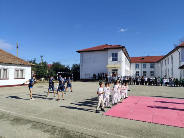 Săptămâna Europeană a Sportului, la Topoloveni: elevii au transformat mișcarea într-o adevărată provocare 11 Sursă foto: Primăria Topoloveni