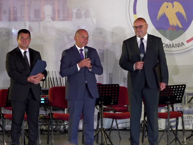 (Video) Tradiție, cultură și muzică românească la Muzeul Golești 6 111 - (Video) Tradiție, cultură și muzică românească la Muzeul Golești