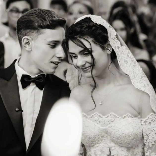 Nuntฤ รฎn familia preotului Florin Pฤcioianu! Preafericitul Daniel a trimis un dar de suflet mirilor! 2 nunta stefania Pฤcioianu